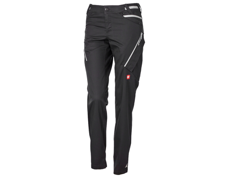 https://cdn.strauss.com/at/assets/sdexporter/images/DetailPageShopify/product/2.Release.3164600/Multipocket-Hose_e_s_ambition_Damen-314328-0-638881713316468297.png