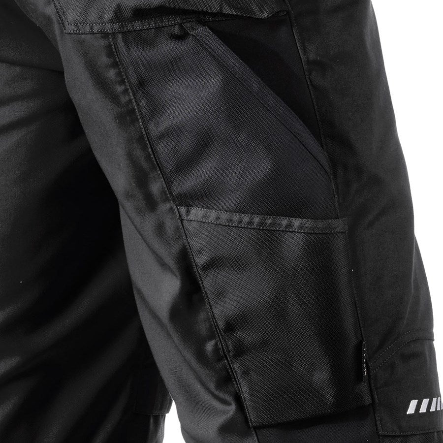 Detailed image Trousers e.s.motion black