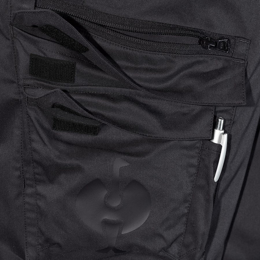 Detailed image Cargo trousers e.s.trail black