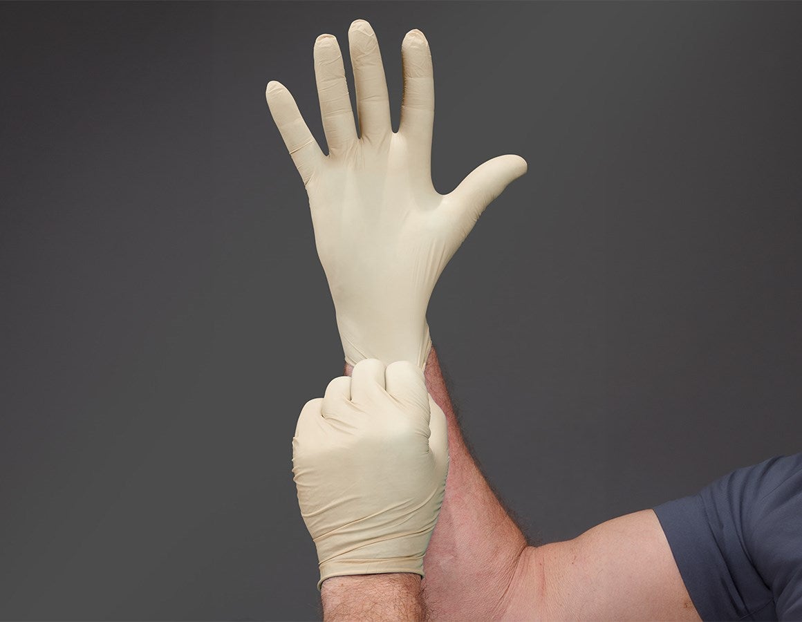 Main action image Disposable latex gloves, powder-free nature