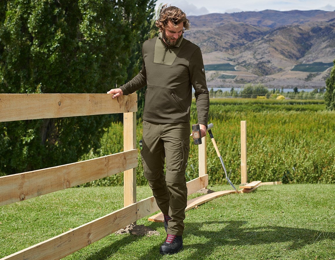 Additional image 1 Functional-troyer thermo stretch e.s.concrete mudgreen/stipagreen