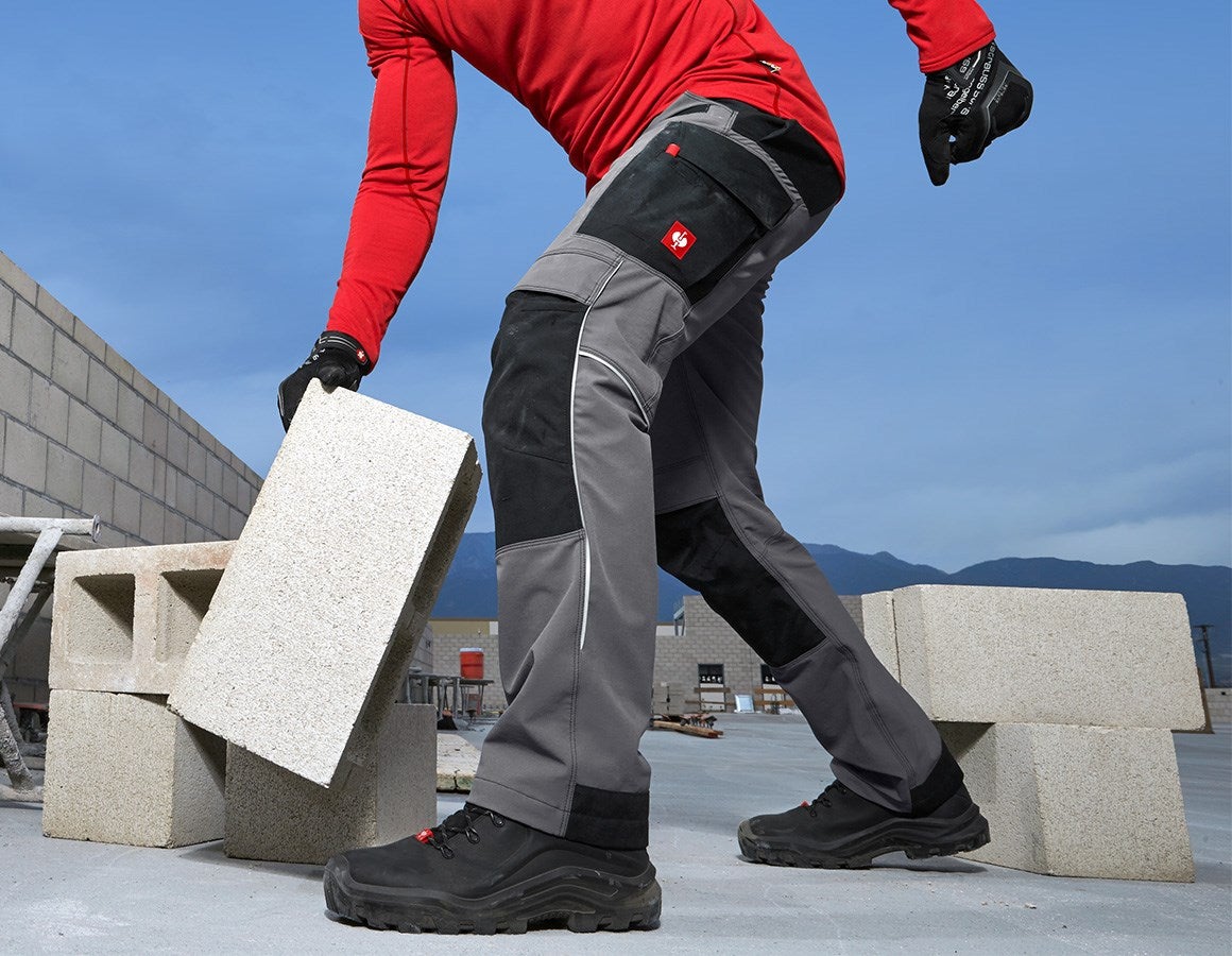 Main action image Functional trousers e.s.dynashield cement/black