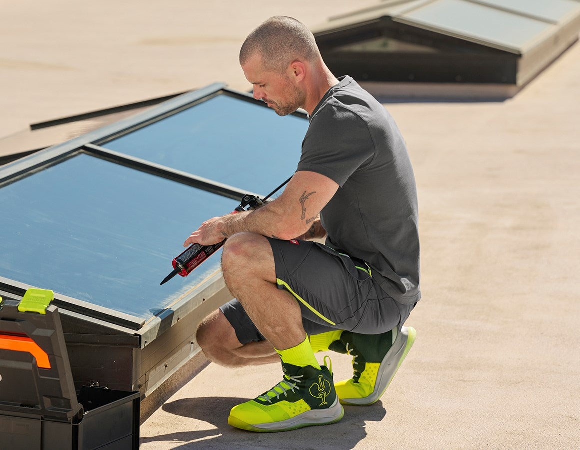 Additional image 2 Multipocket shorts e.s.ambition anthracite/high-vis yellow