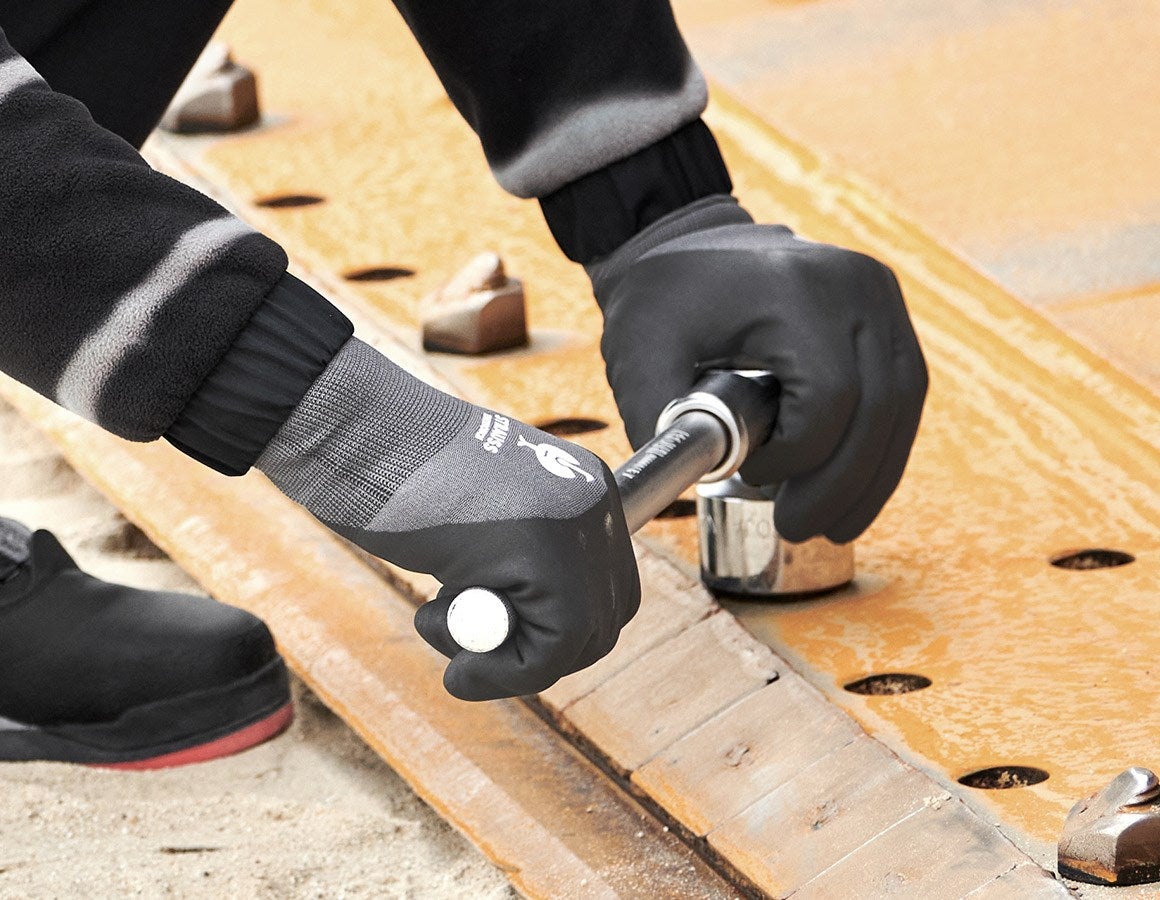 Additional image 4 Nitrile foam gloves evertouch winter black/grey