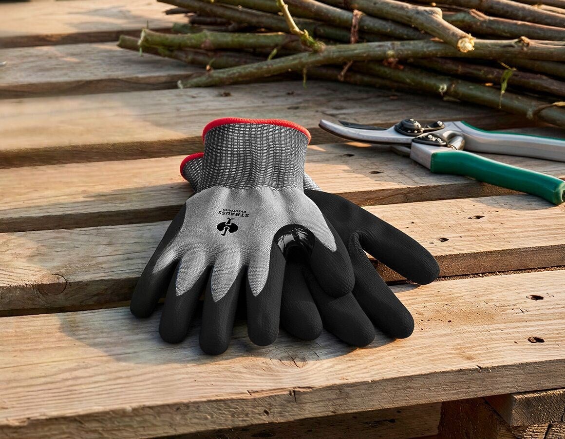Additional image 2 Nitrile cut protection gloves evertouch Cut C black/grey