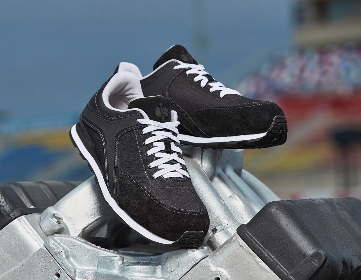 Main action image S1PS Safety shoes e.s. Sutur black/white