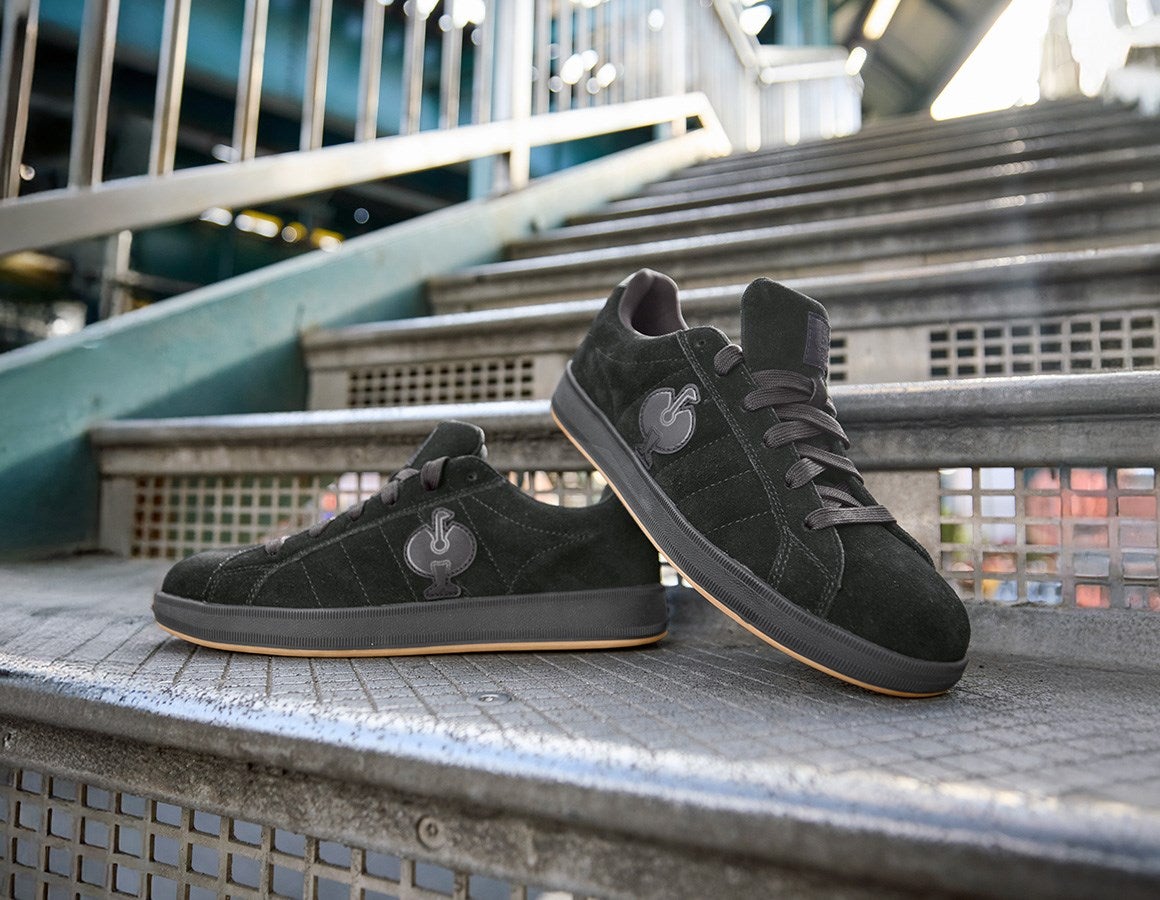 Main action image S1 Safety shoes e.s. Tampa low black