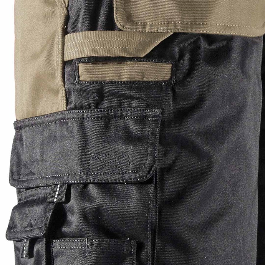 Detailed image Short e.s.image khaki/black