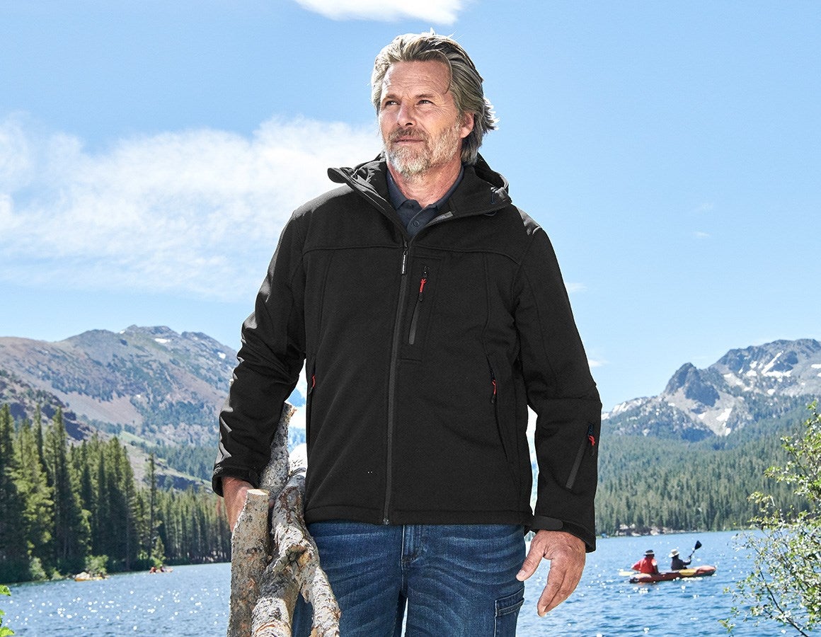 Main action image Softshell hooded jacket Aspen black