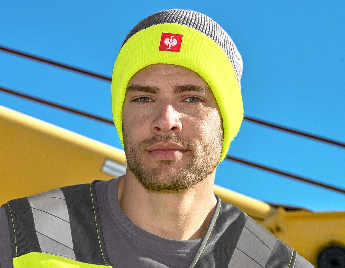 Main action image Knitted cap e.s.motion 24/7 anthracite/high-vis yellow