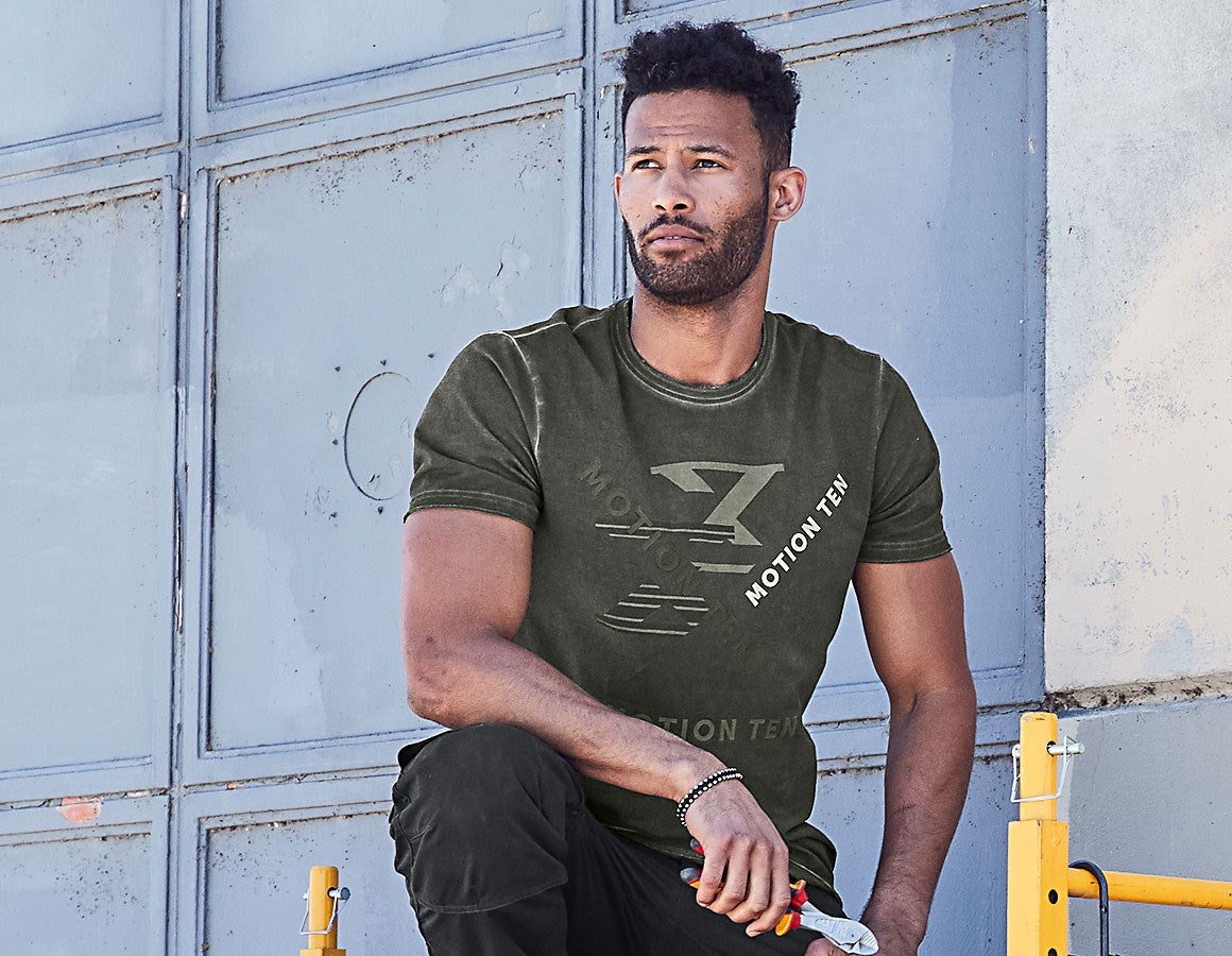 Main action image T-Shirt e.s.motion ten disguisegreen vintage