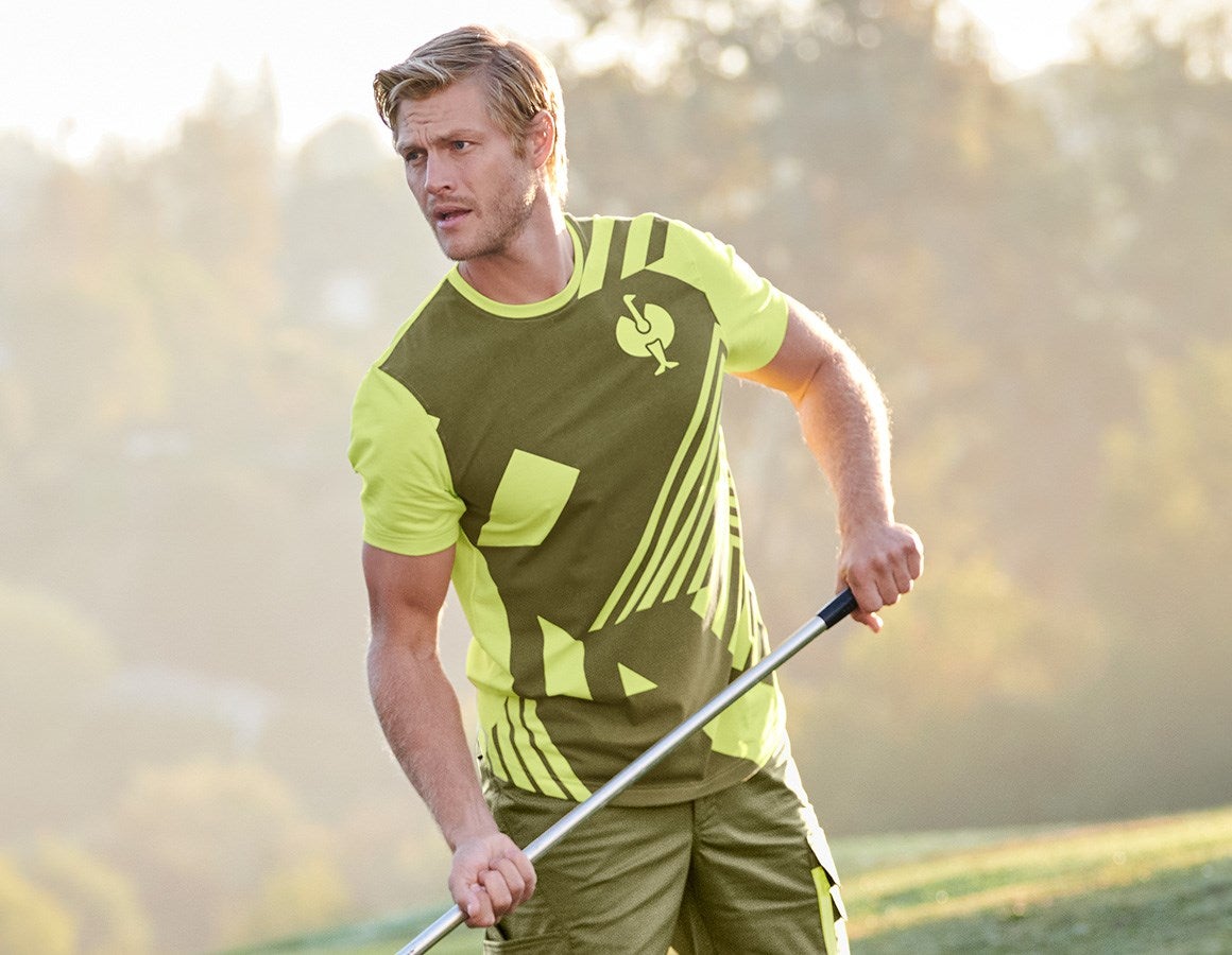 Main action image T-Shirt e.s.trail graphic junipergreen/limegreen