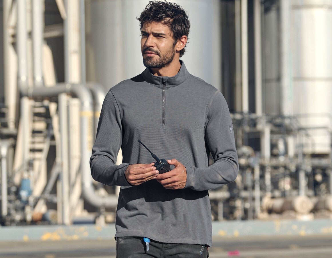 Main action image Troyer e.s.vintage pewter