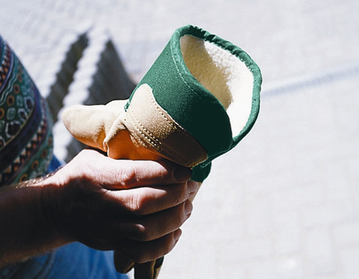 Main action image Full leather winter gloves Grönland 10