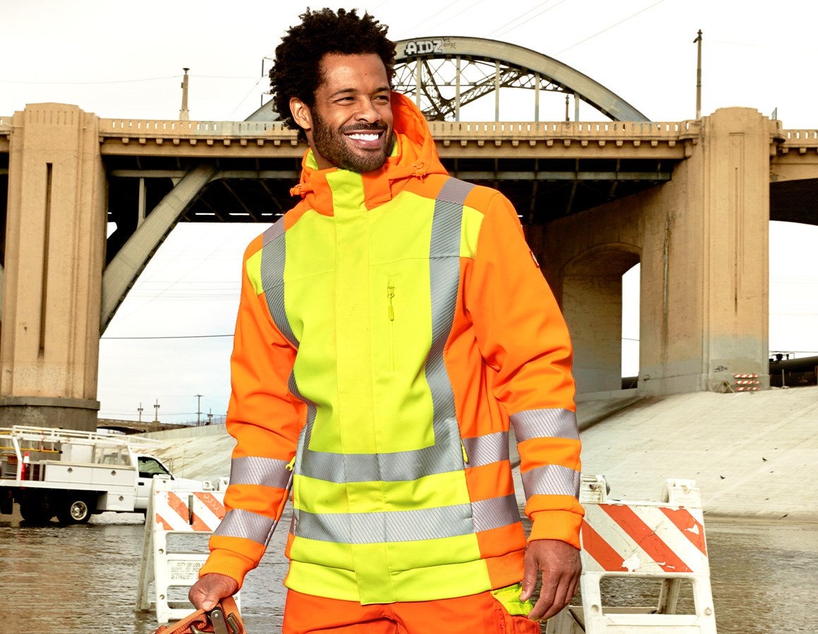 Main action image High-vis winter softshell jacket e.s.motion 2020 high-vis yellow/high-vis orange