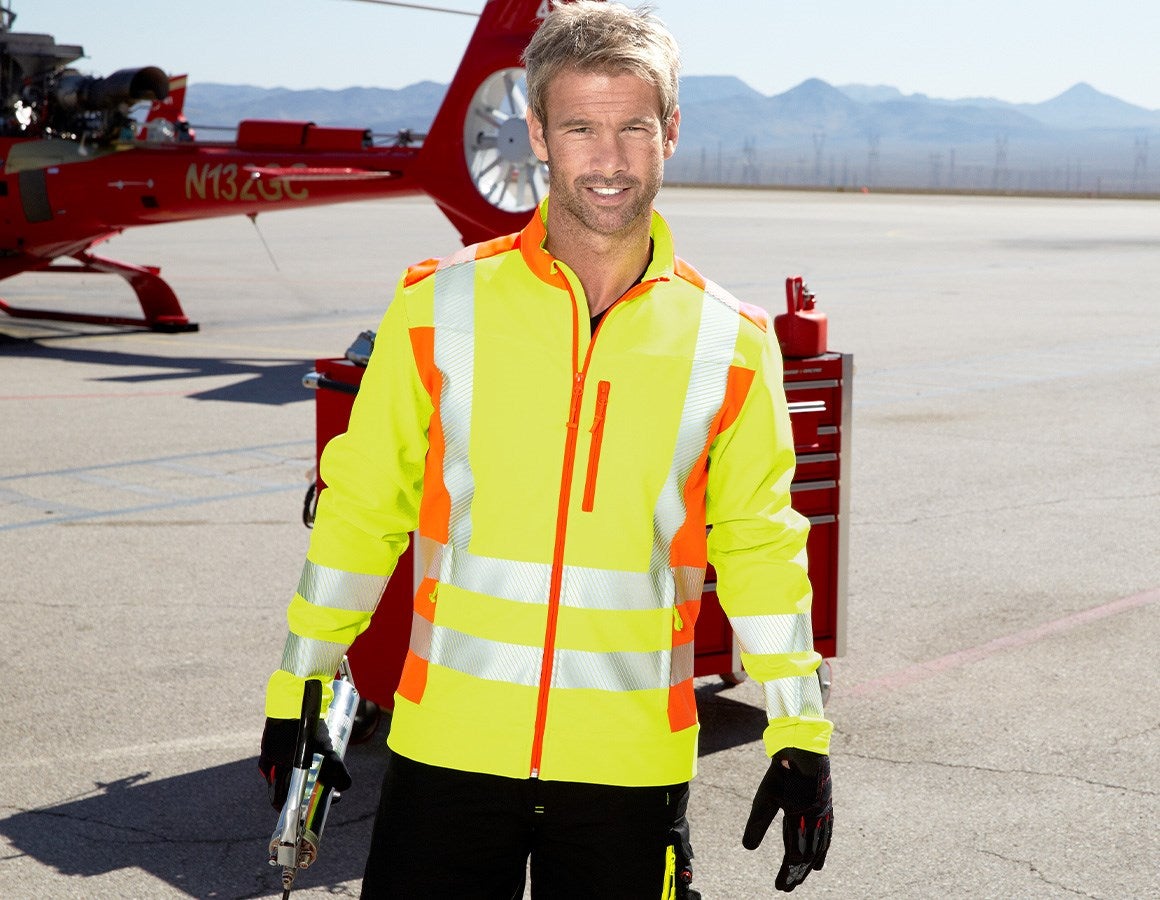 Main action image High-vis softshell jacket softl. e.s.motion 2020 high-vis yellow/high-vis orange