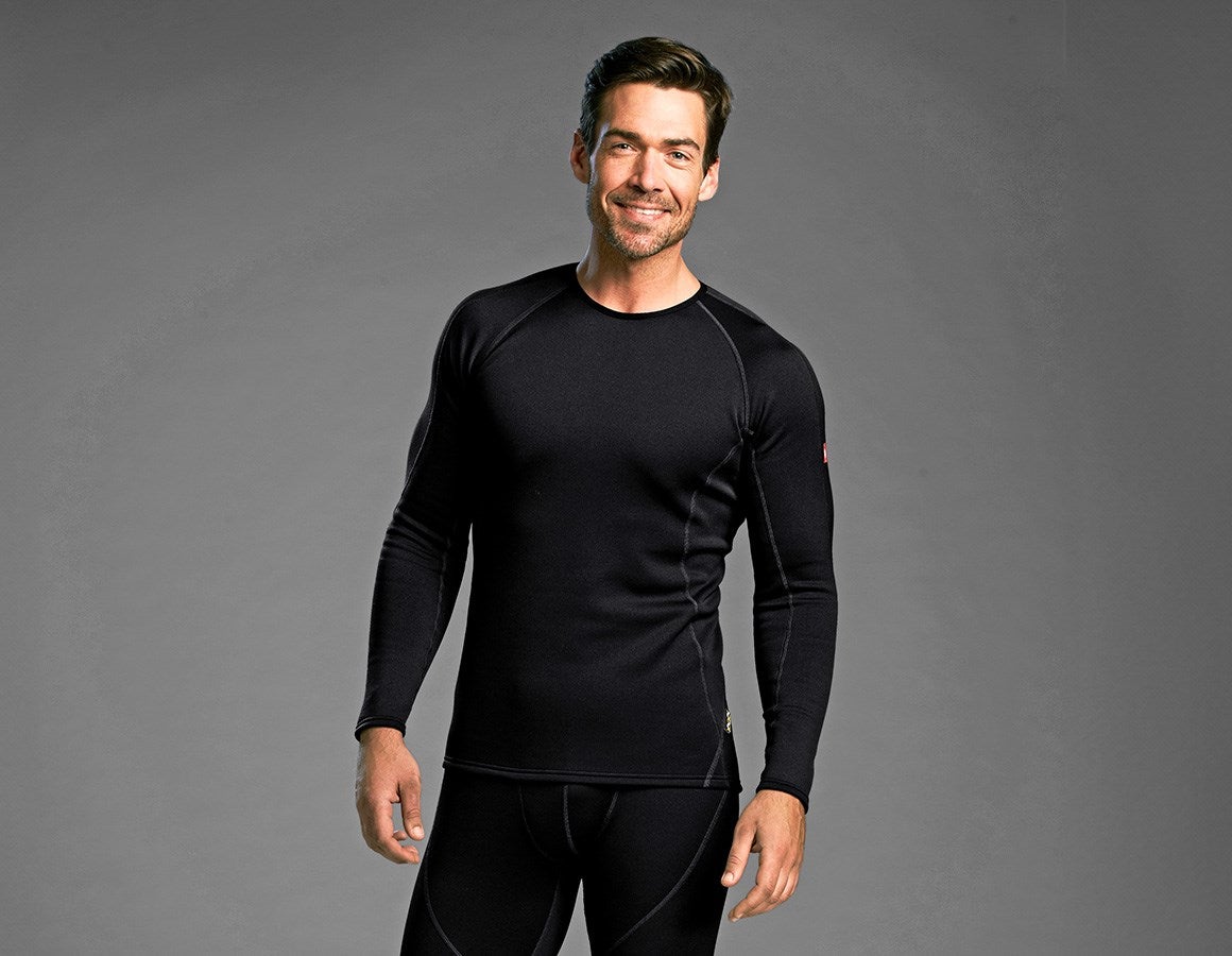 Main action image e.s. functional-longsleeve thermo stretch-x-warm black