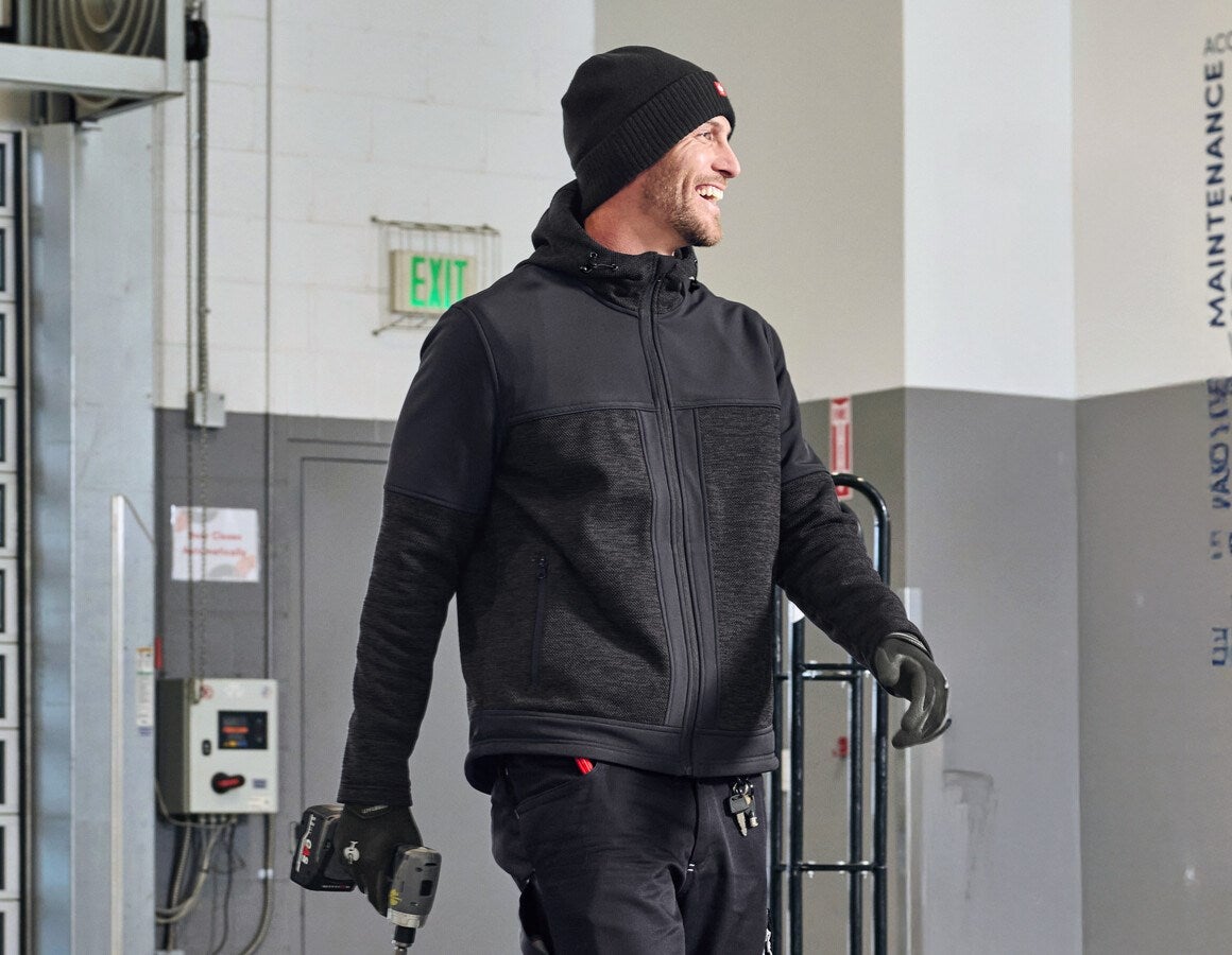 Main action image e.s. Hybrid jacket black