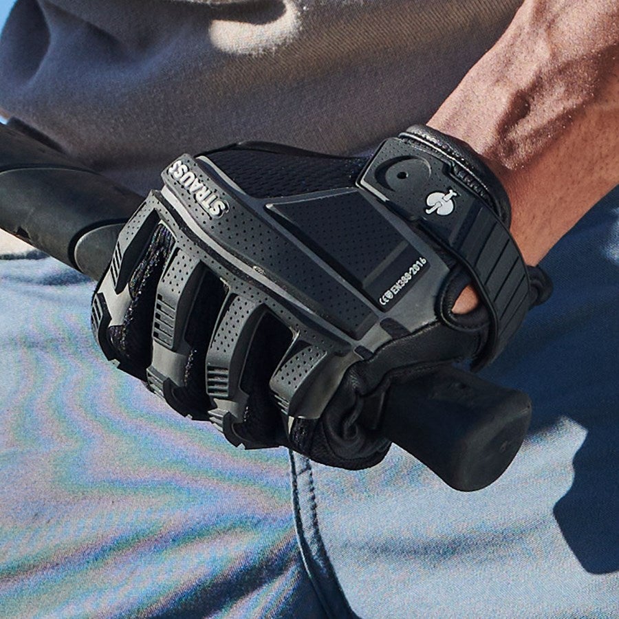 Detailed image e.s. Assembly gloves Protect black