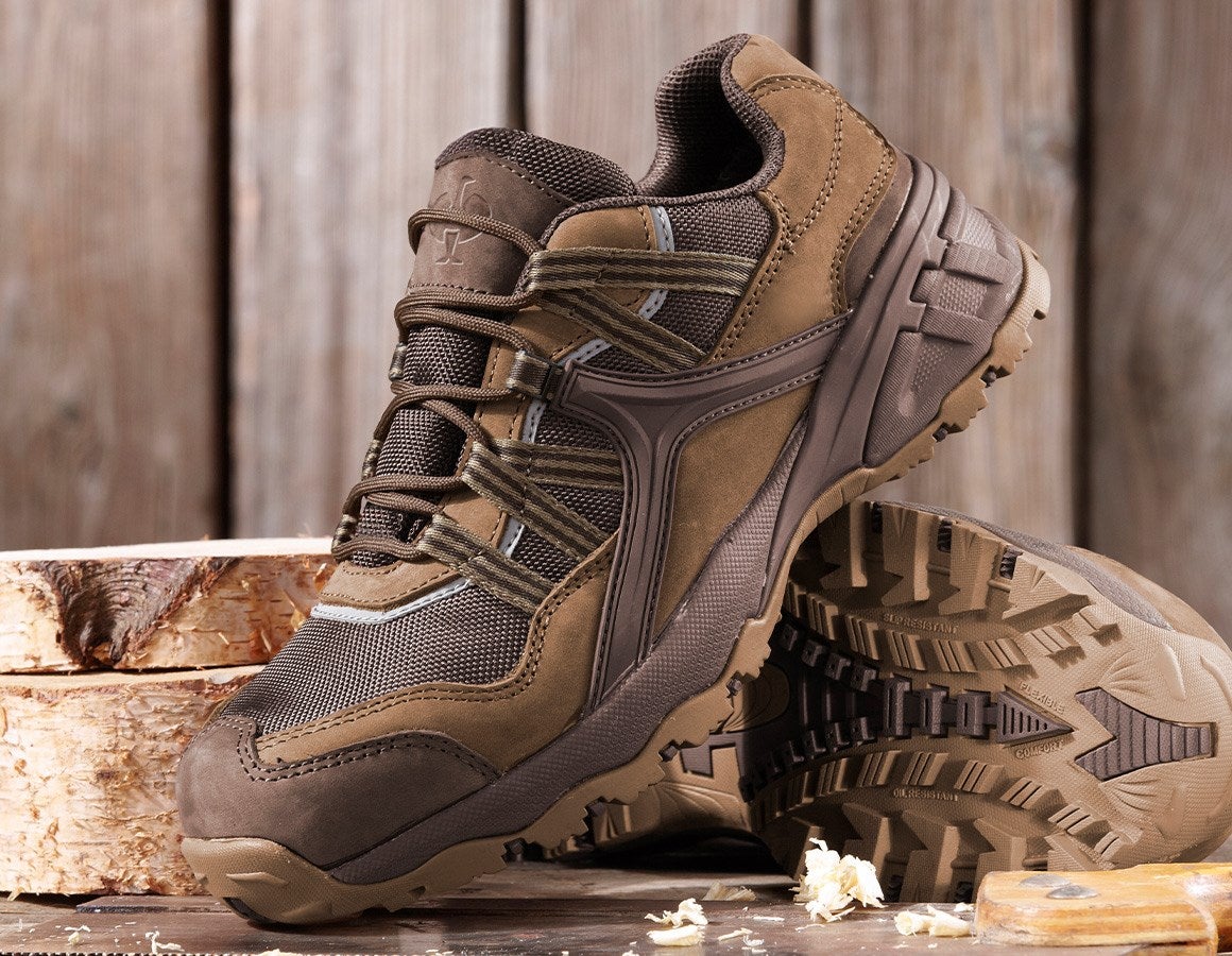 Main action image e.s. S1 Safety shoes Pallas low hazelnut/chestnut