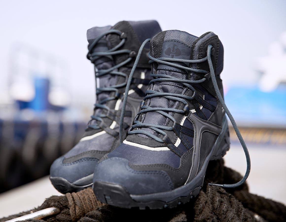 Main action image e.s. S1 Safety boots Pallas mid black/sapphire