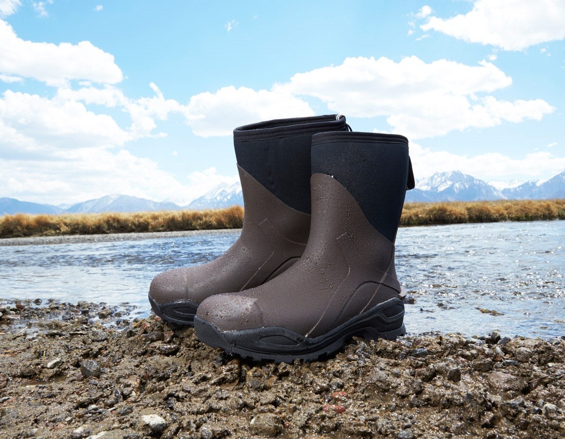 Main action image e.s. S5 Neoprene safety boots Kore high chestnut/black