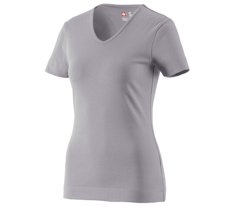 https://cdn.strauss.com/at/assets/sdexporter/images/DetailPageShopify/product/2.Release.3100361/e_s_T-Shirt_cotton_V-Neck_Damen-104889-1-638169028530879081.png