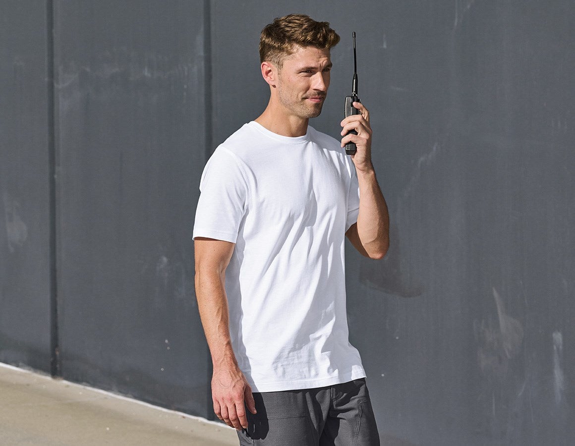 Additional image 1 e.s. T-shirt cotton, long fit white