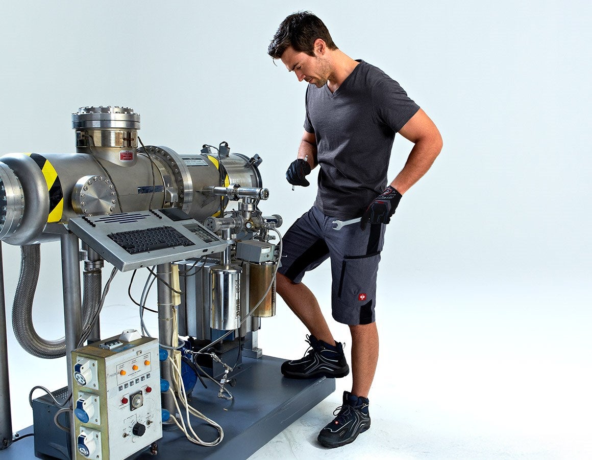 Additional image 3 e.s. T-shirt cotton slub V-Neck sapphire