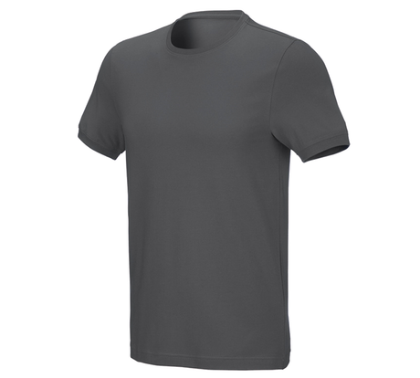 https://cdn.strauss.com/at/assets/sdexporter/images/DetailPageShopify/product/2.Release.3102220/e_s_T-Shirt_cotton_stretch_slim_fit-126806-1-637635039105749547.png