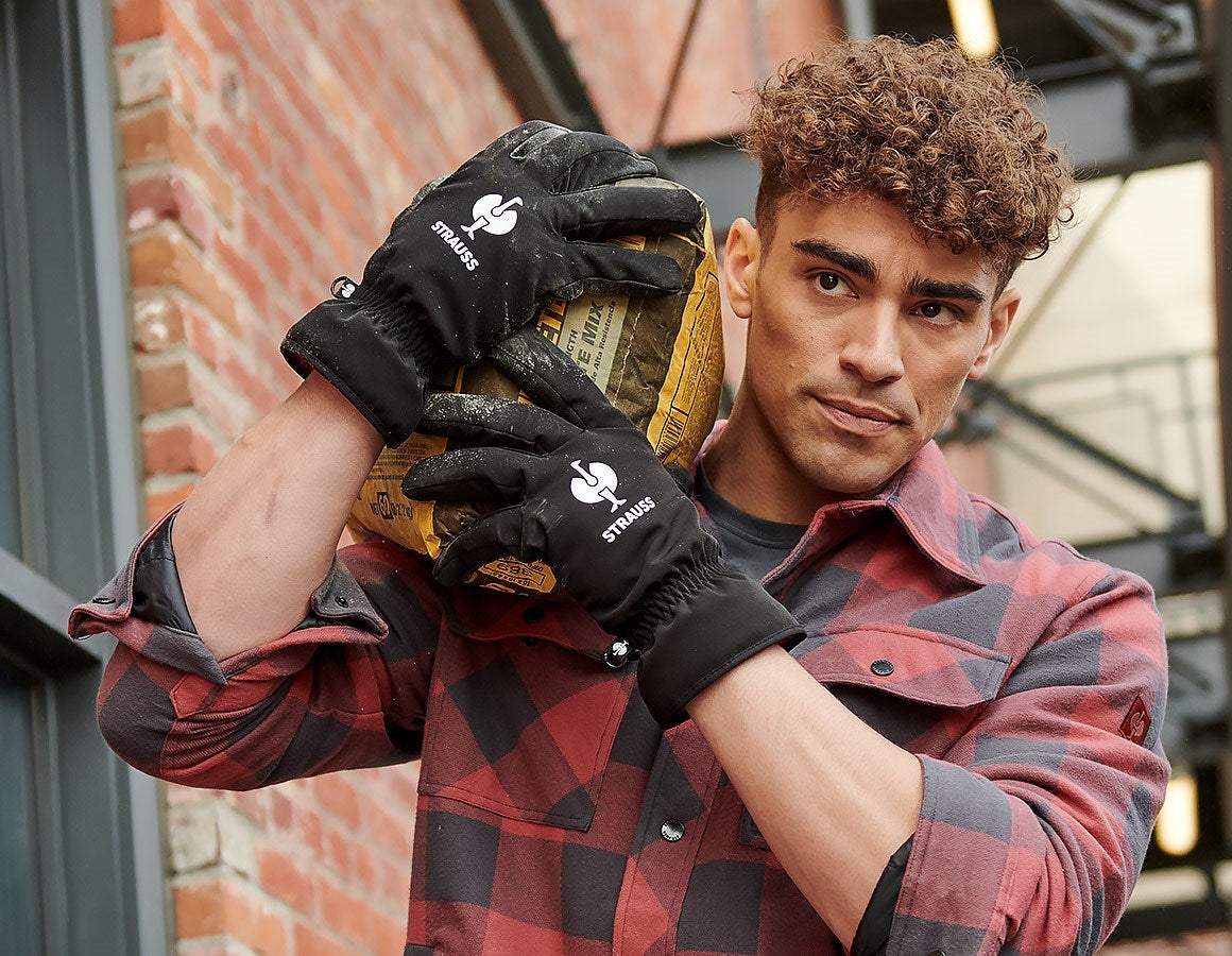 Main action image e.s. Winter gloves Ice Extreme 7